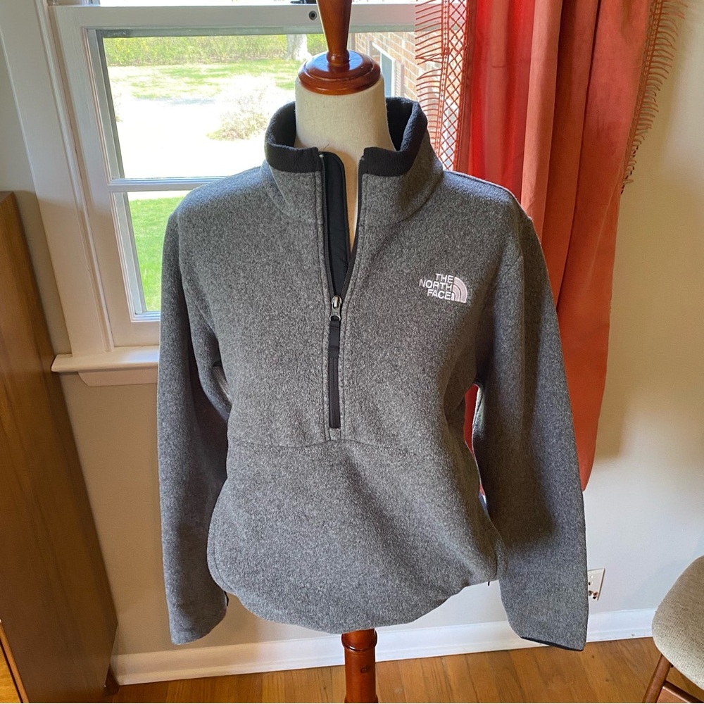 Quarter zip pullover - Picture 6 of 9